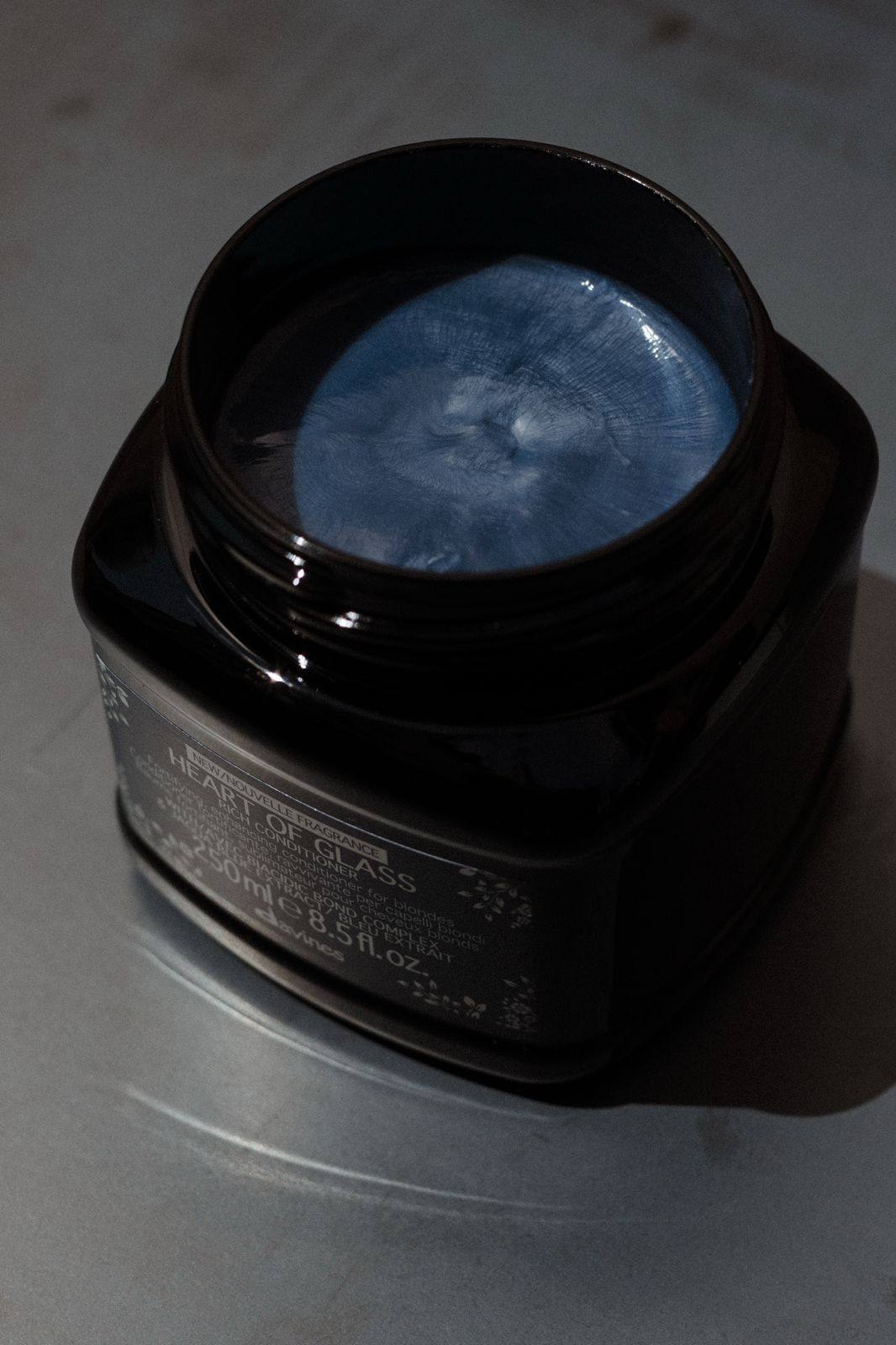Davines Heart of Glass, Pflege gegen Gelbstich bei Salon Chris Best